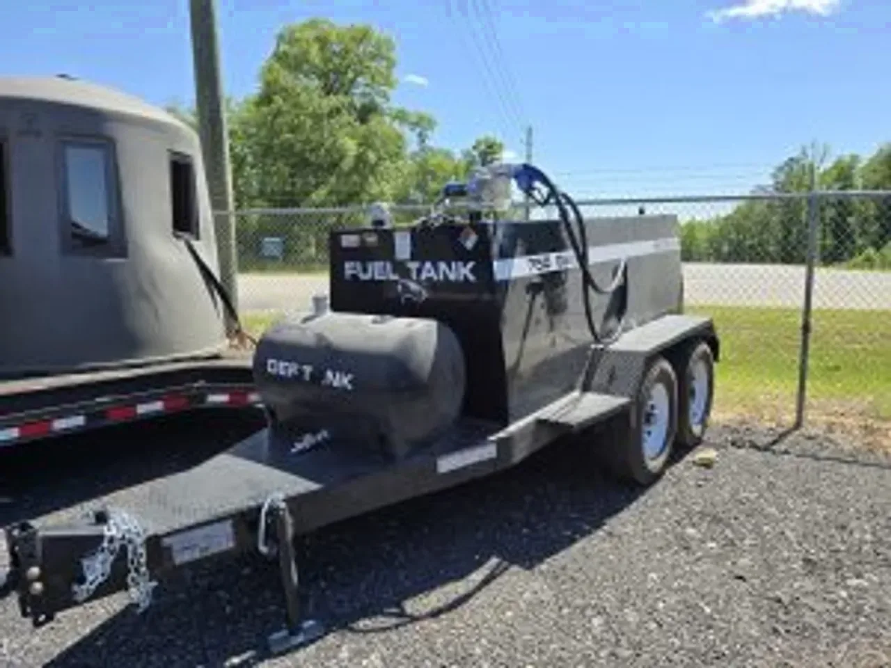 Fuel Trailer 2025 X9 Industrias American 750 gal fuel trailer Fuel Trailer-Fuel-750 black-000474