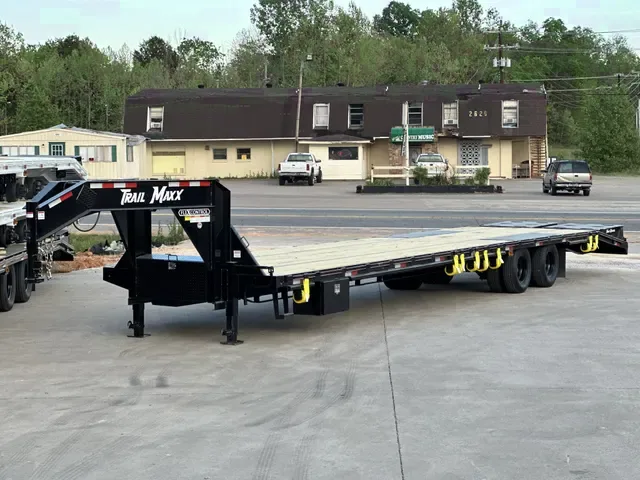 2025 Trailmaxx 35+5 25GN Ultimate Hotshotter Package Trailer