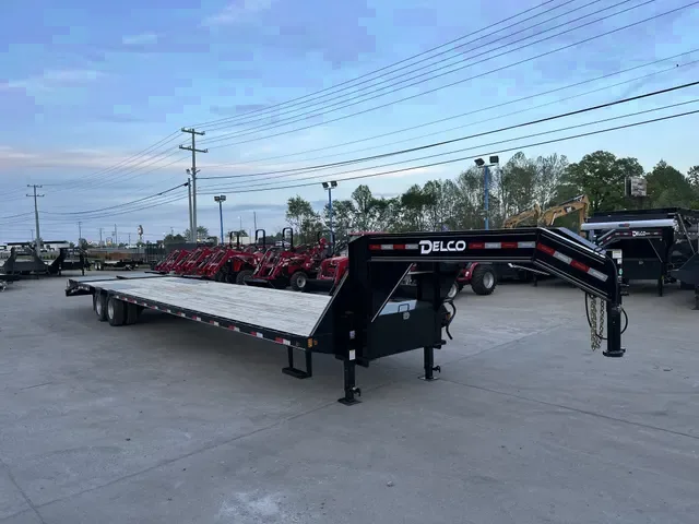 2025 Delco Flatbed Gooseneck 35+5 Trailer - Clarksville, TN