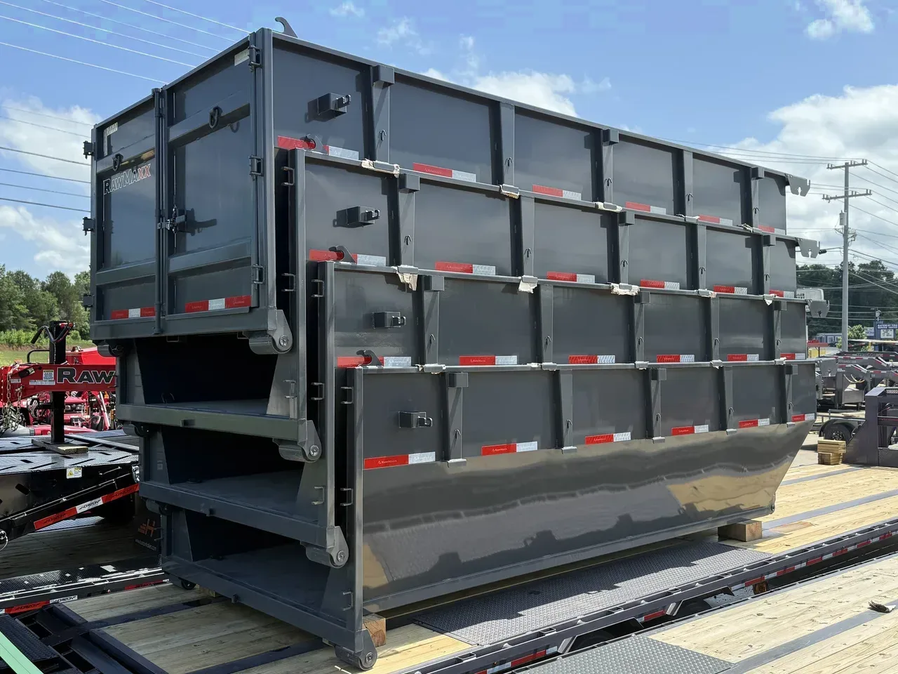 124158 - 2025 RawMaxx RDX 16' Bin Roll-Off Trailer
