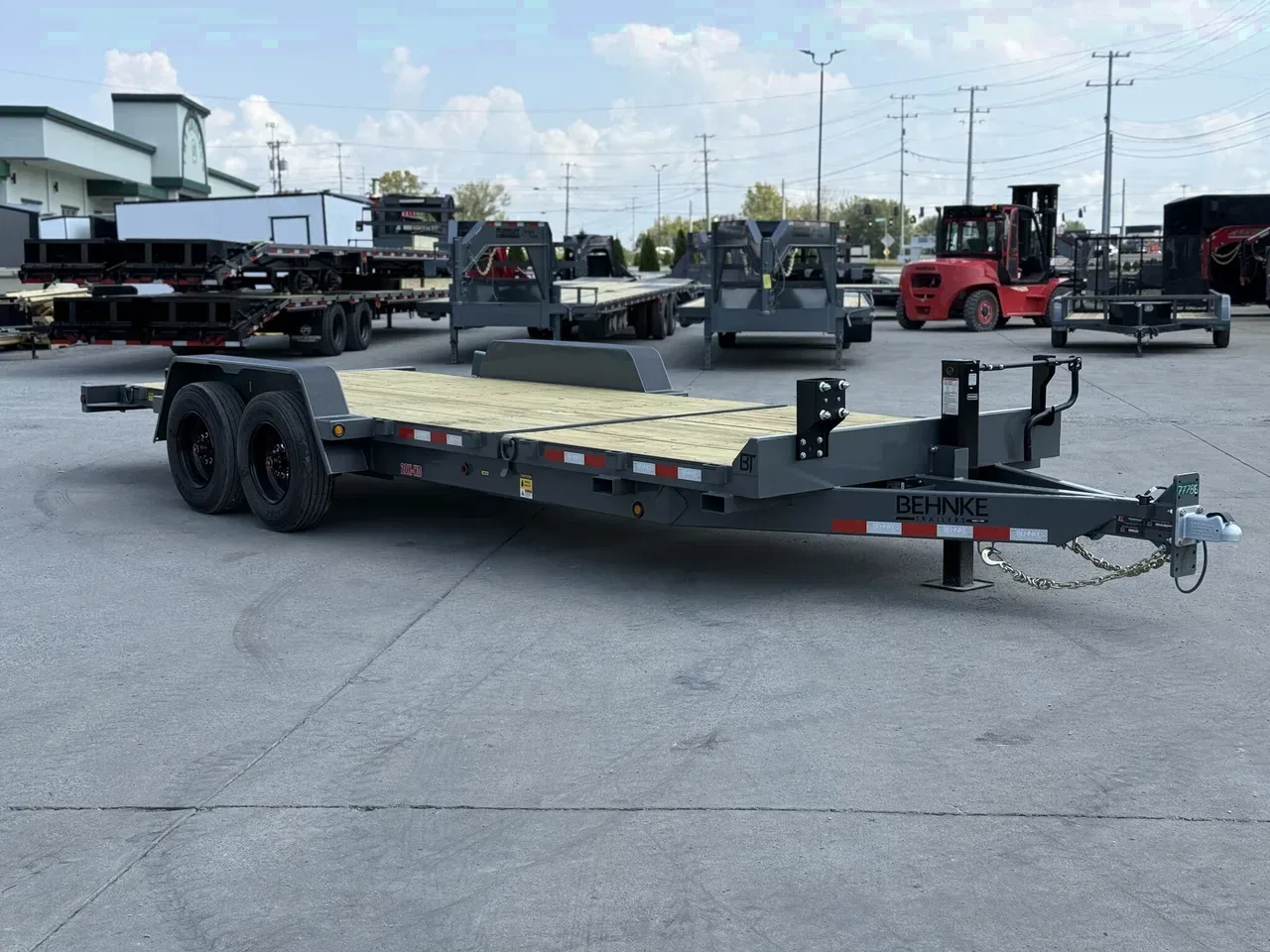 077786 - 2026 Behnke Trailers 16+6 20k Split Tilt Tilt Deck Trailer