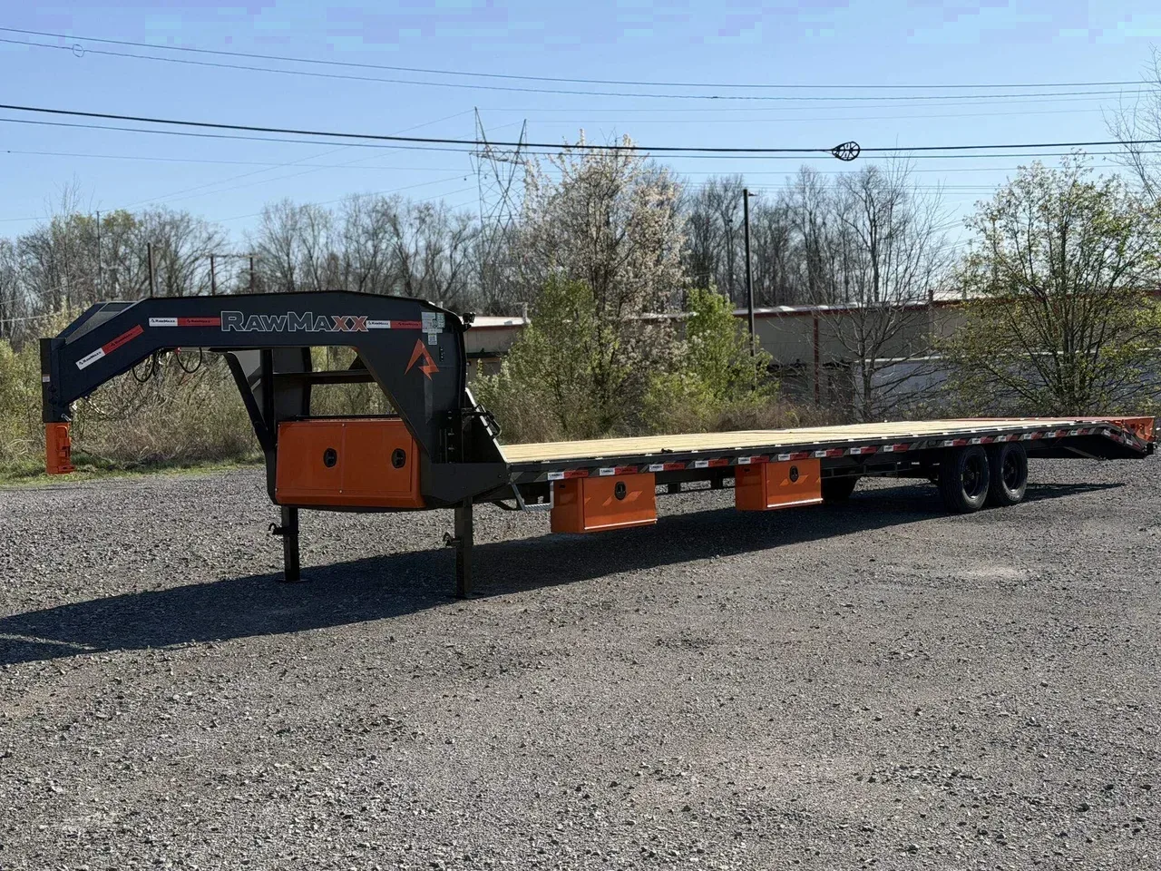 136241 - 2027 RawMaxx FDX 35+5 Supreme Series 16GN 10K Hotshot Trailer