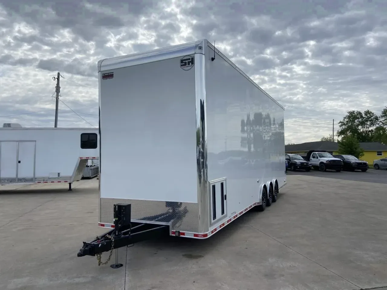 United Trailers USH-8.532 Stacker