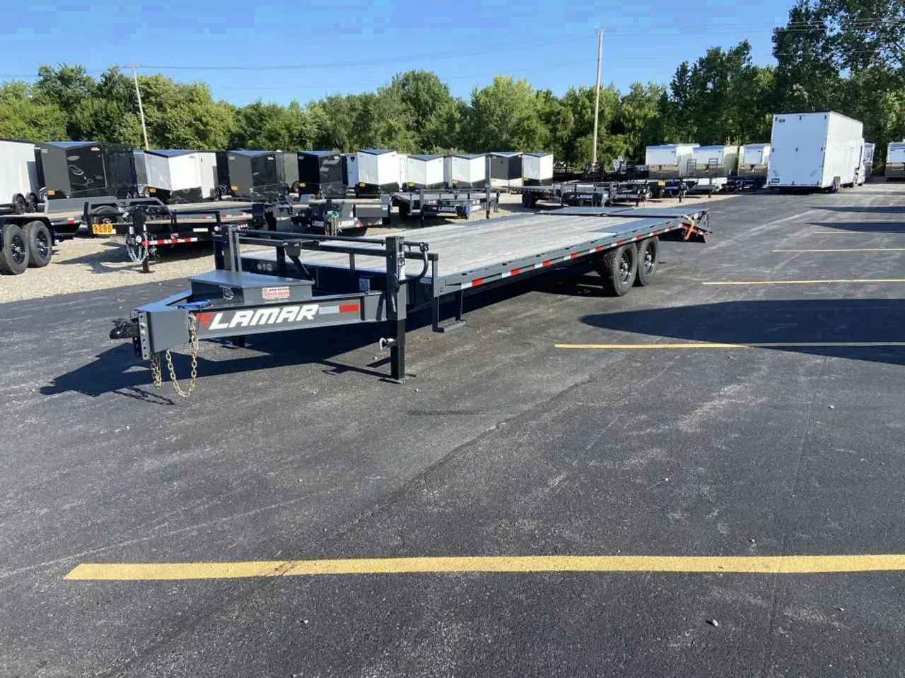 Lamar Trailers Deckover 102" X 24'