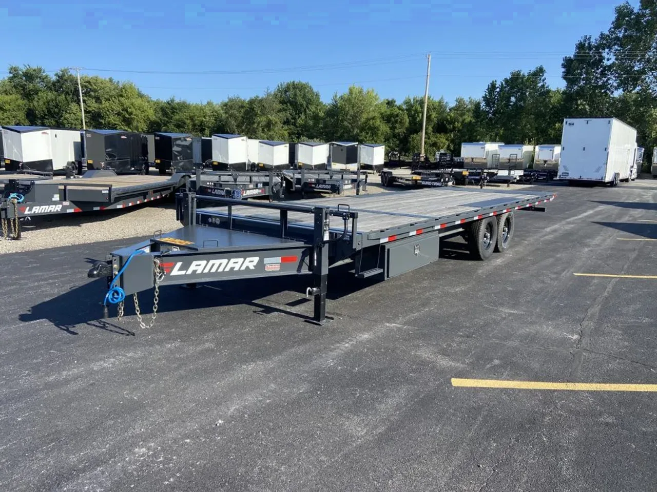 Lamar Trailers Deckover Tilt 102" X 24'