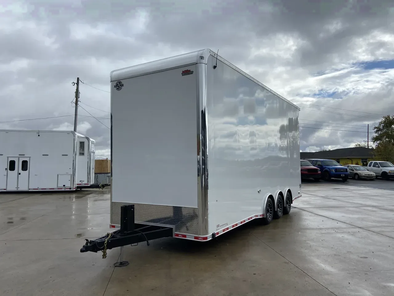 2026 United Stacker Trailer 26'