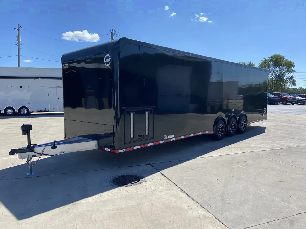 2026 United Trailers UAT Racing Trailer32'