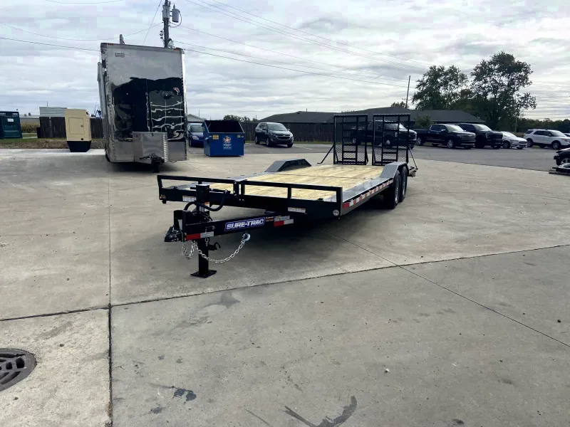 2025 Sure-Trac 8.5 x 24 14K Drive Over Fender Equipment Trailer