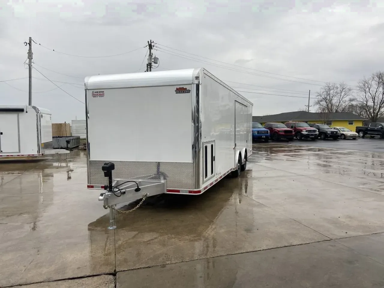 United APREM-8.528 Racing Trailer