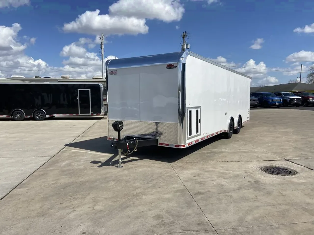 United PREM-8.528 Racing Trailer