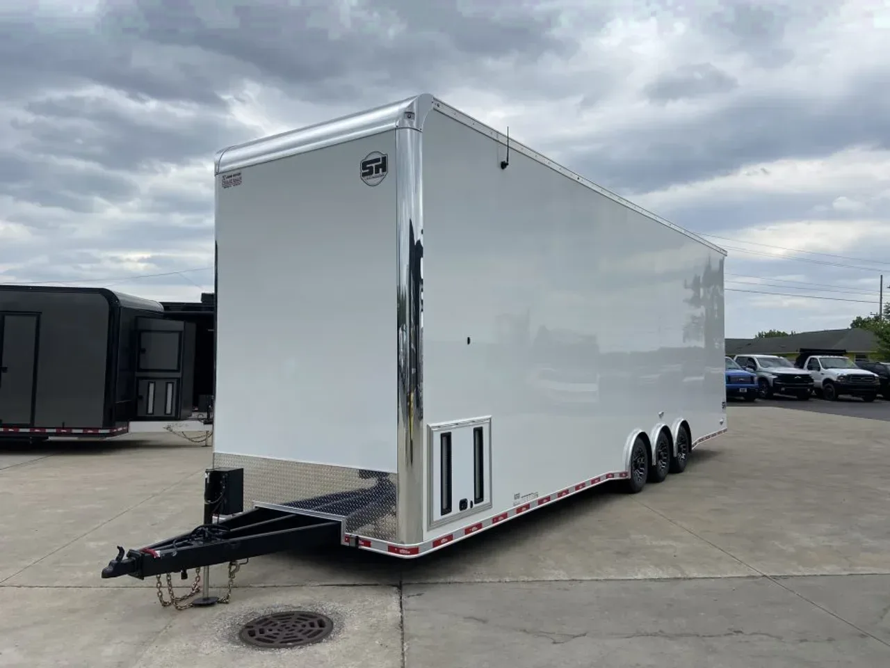 United USH-8.5X34 Stacker w/ Dragster Lift