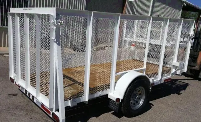 12FT WHITE LANDSCAPING TRAILER W/RAMP