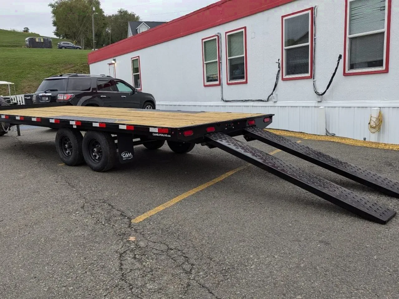 2026 CAM Superline 20' General Duty Flat Deck Deckover w/ 8' Underbody Ramps
