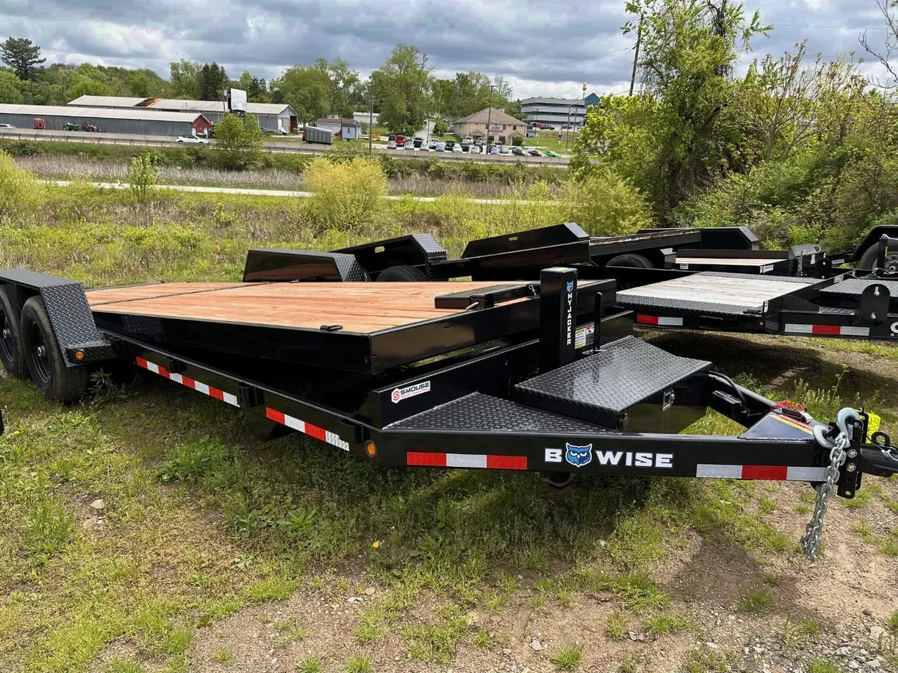 2026 BWise 22' Lo Pro Power Full Tilt Trailer w/ Hydraulic Jack