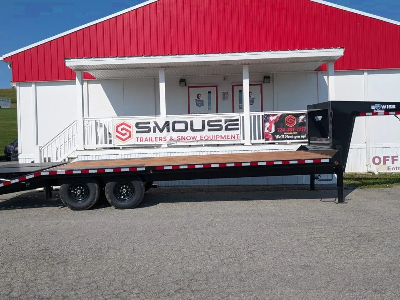 2027 BWise 19+5 Deckover Gooseneck Trailer w/ Full Width Wedge Ramps (16,800# GVW!!!)