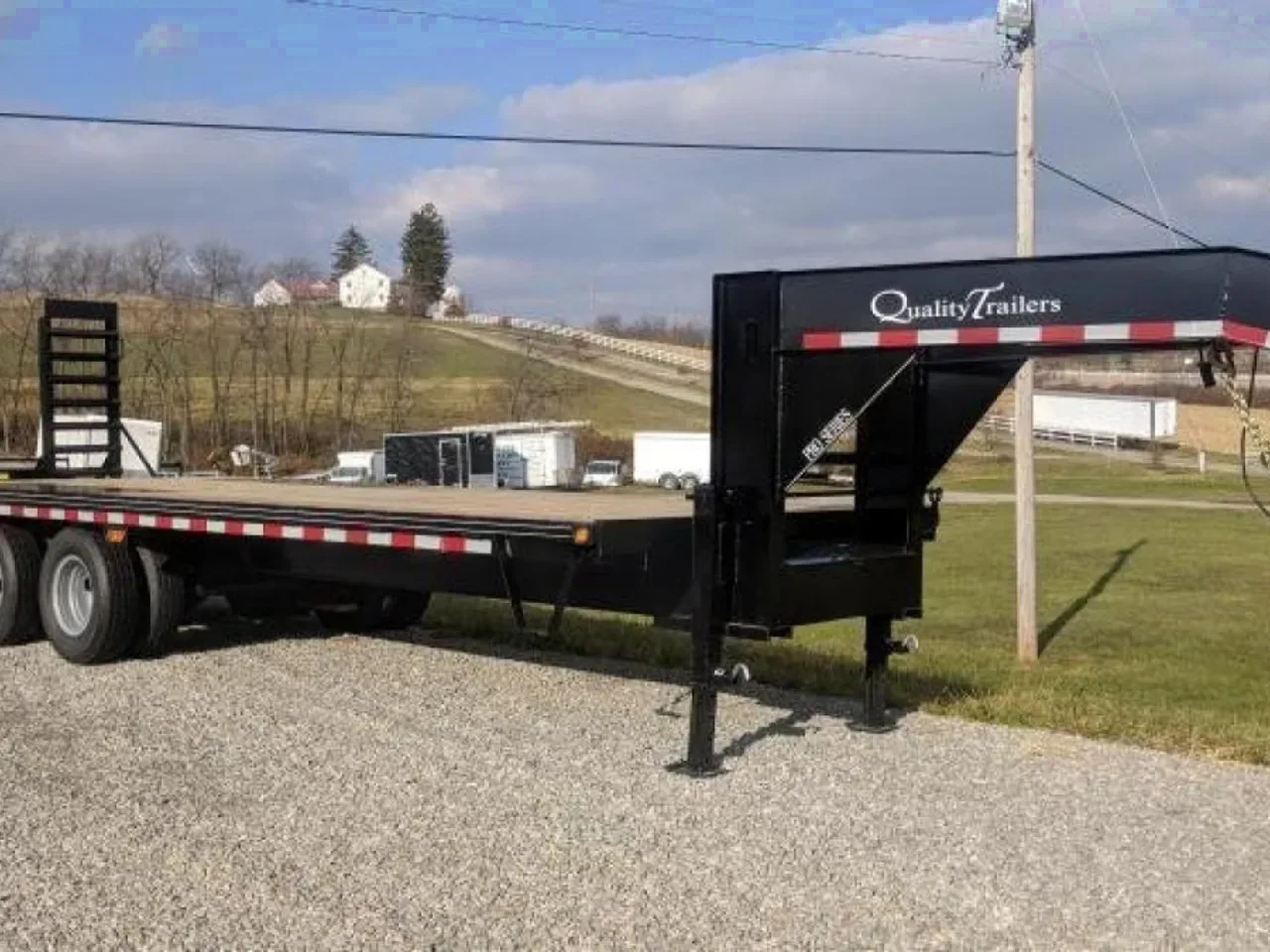 2027 Quality 20+5 HD Tandem Dual Deckover Gooseneck w/ Spring Assist Ramps