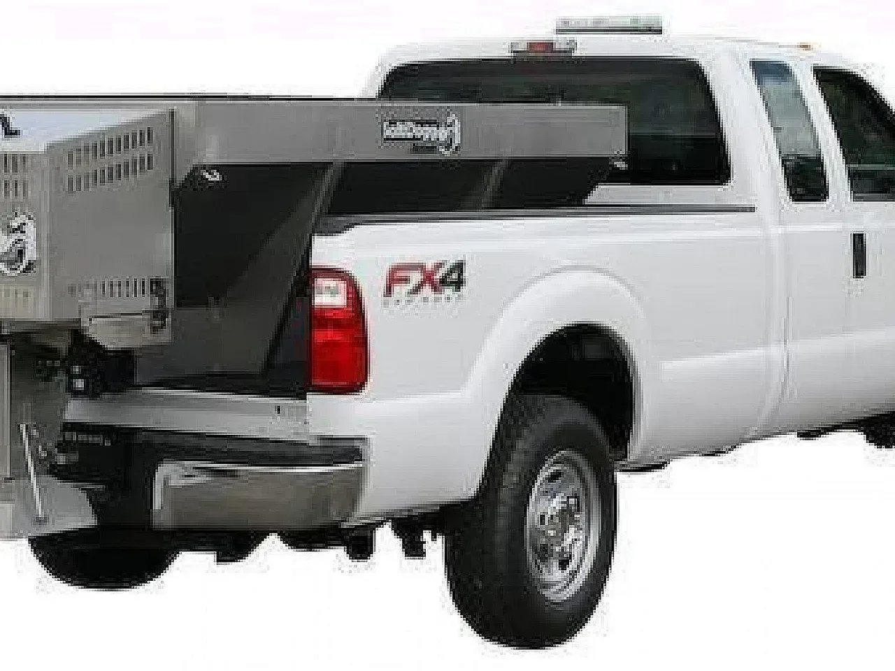 SALTDOGG (1400050SS) 2.0 Cu Yd (8') Stainless Steel GAS Salt Spreader