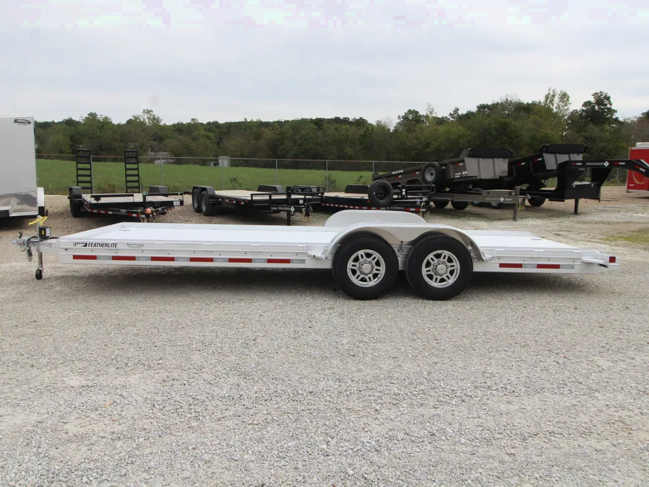 2026 Featherlite Trailers 3110-0022 Car / Racing Trailer