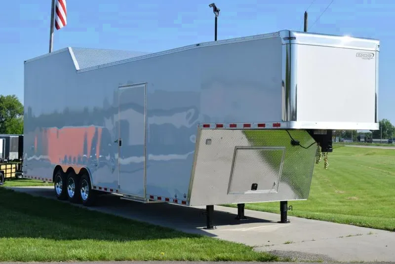2025 Bravo STAR 8.5x38 Gooseneck Pulling Tractor Trailer