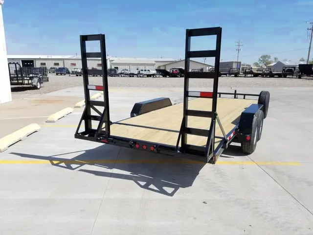 20ft Equipment Trailer w/Stand Up Ramps