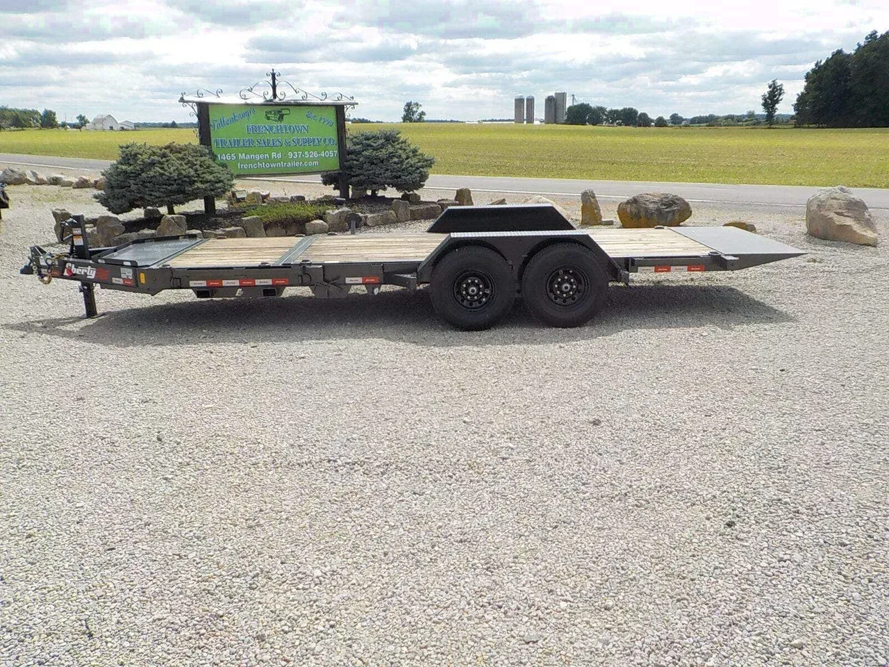 11794 - 2026 Liberty LT14K83X20SPB8WF HEAVY DUTY TILT BED Tilt Deck Trailer