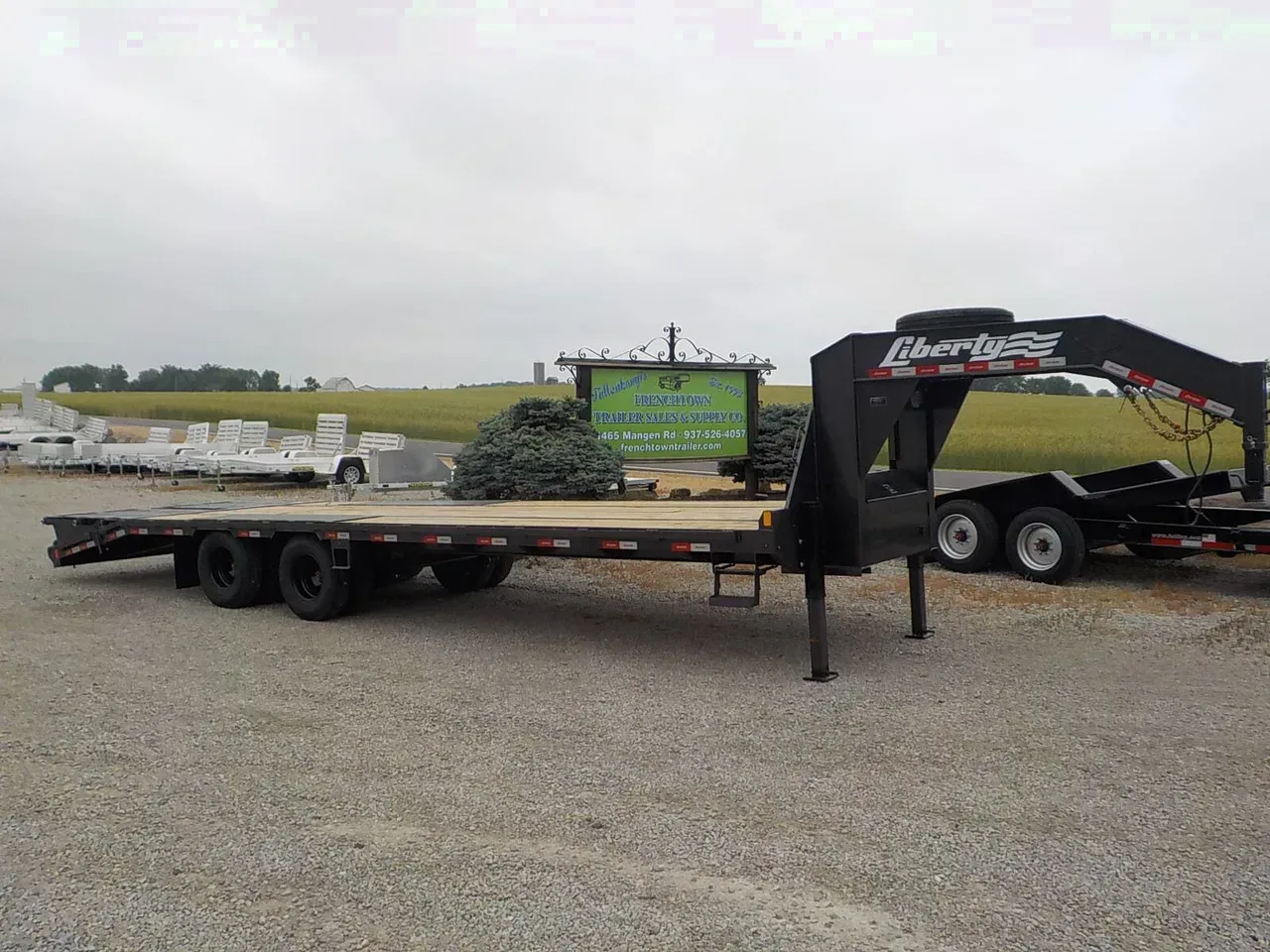 11838 - 2026 Liberty LF25K102X25+5B12GNPF DUAL WHEEL Deckover/Flat Deck Trailer