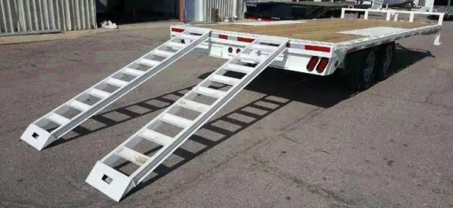 20ft White Equipment Trailer w/Slide In Ramps
