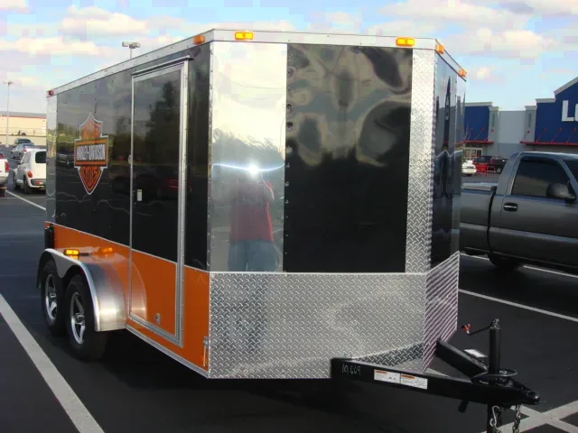 12FT V NOSE BLACK AND ORANGE MC W/RAMP