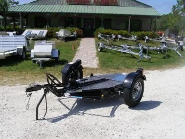 2025 Kendon Stand-Up Single Motorcycle Trailer