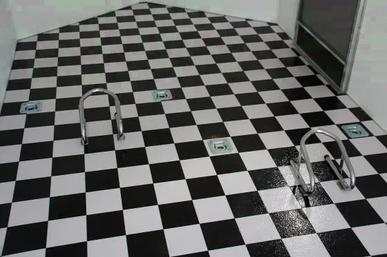 16FT V-NOSE W/BLACK AND WHITE CHECKERED FLOOR