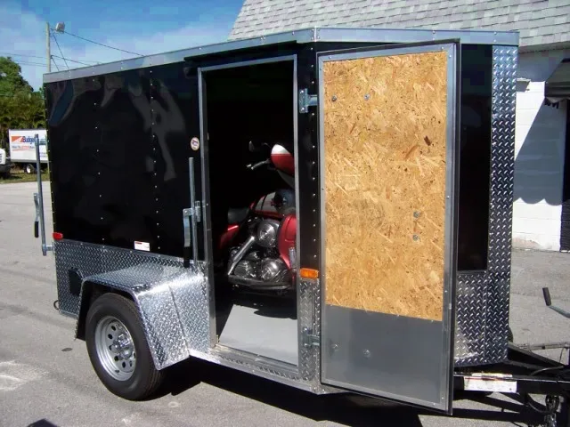 RED V-NOSE 8FT MOTORCYCLE TRAILER