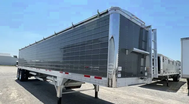 2024 8x42.5 Super Hopper Trailer - O'Fallon, MO