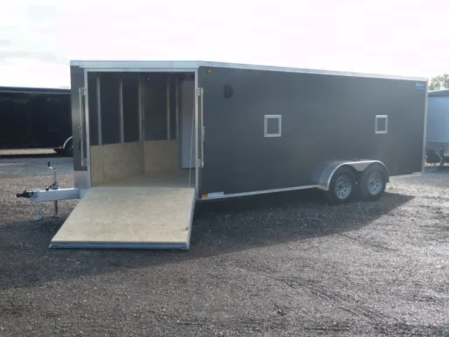 23ft Enclosed Snowmobile Trailer w/Side Door