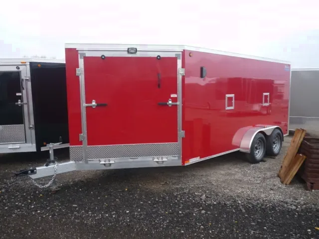 19FT BEAUTIFUL RED ENCLOSED SLED TRAILER