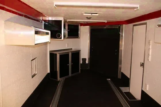 26FT ALUMINUM SNOWMOBILE TRAILER WITH HEAT