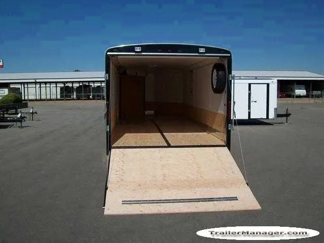 27ft Snowmobile 7K WHITE With Ramp