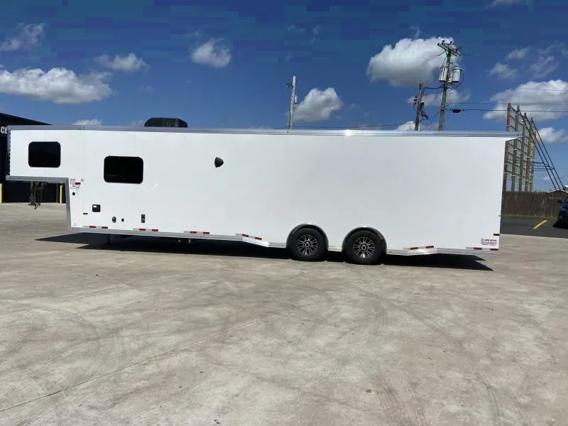 2025 Sundowner 8.5x38 All Aluminum Toy Hauler - Edgerton, OH