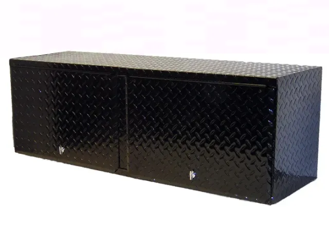 4ft ALUMINUM DIAMOND PLATE CABINETS