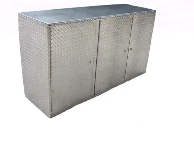 6 FT ALUMINUM FLOOR CABINET
