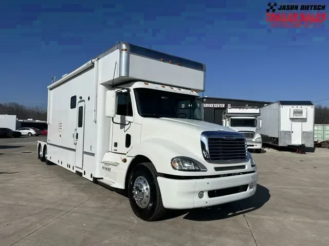 Freightliner Optima 18ft Twin Screw Totorhome