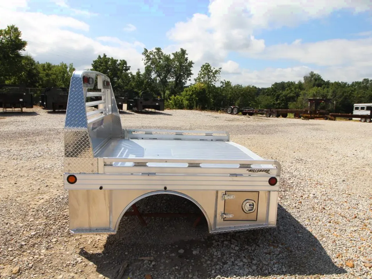 2027 Hillsboro 4000 ALT81-86-38-40-2BOX Truck Bed