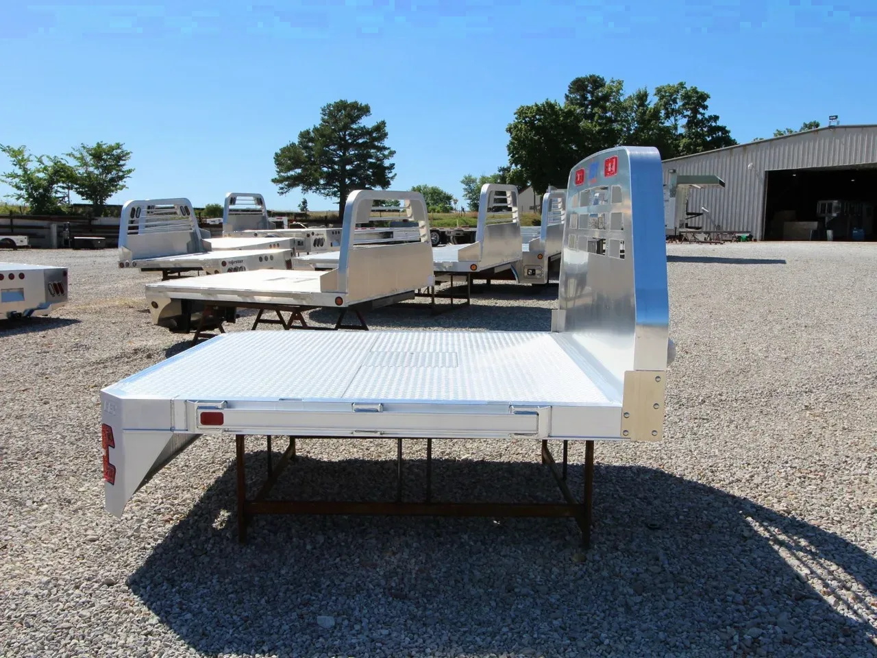2024 EBY Truck Bodies Big Country Truck Bed