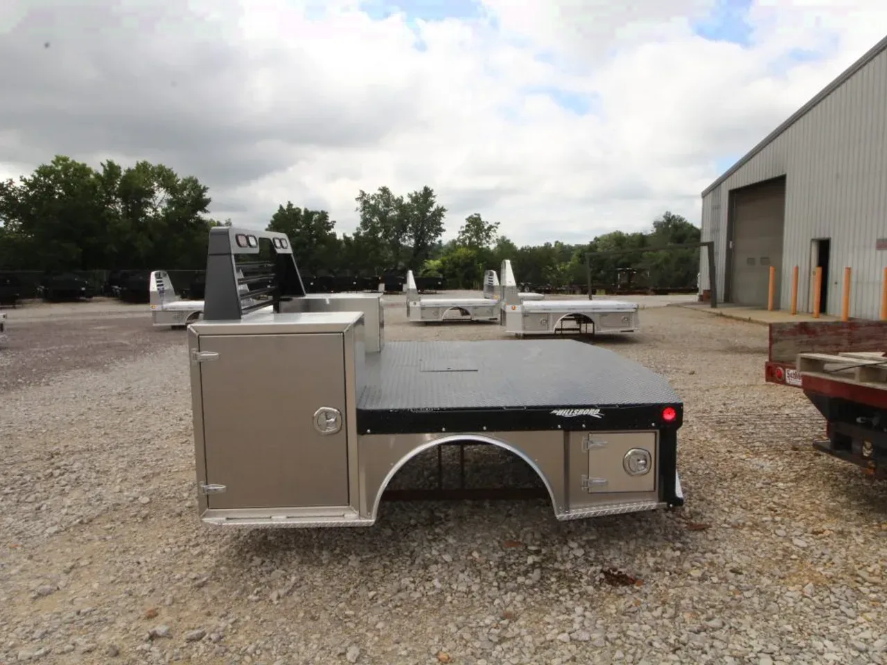 2027 Hillsboro STX5-96-102-42-56-36.5 Truck Bed