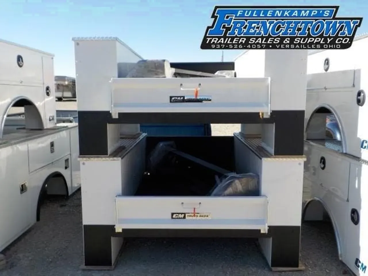 10859 - 2022 CM Truck Beds CMG 76" X 78" X 38" Service Body