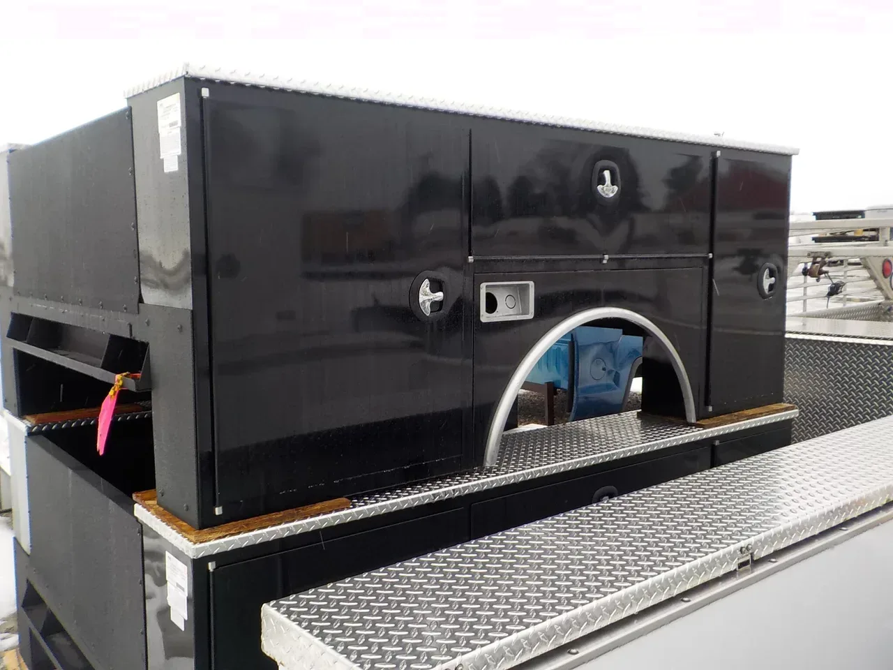 11428 - 2025 CM Truck Beds CMG 98" X 78" X 56" Service Body