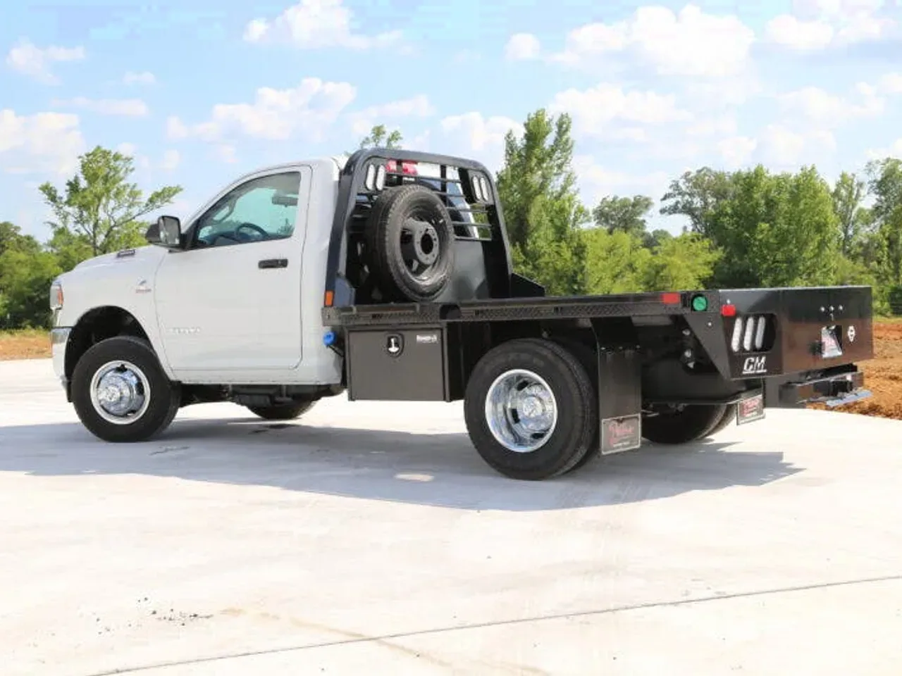11180 - 2024 CM Truck Beds RD 8'6" / 97'' / 58'' / 42'' Flat Bed Body