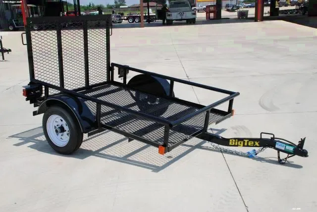 8ft  Utility Trailer w/Ramp
