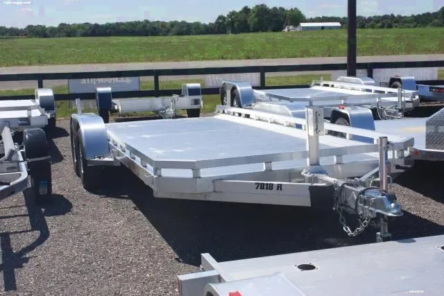 18ft Utility Trailer w/Tandem 3500lb Axles