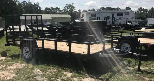12ft Single 3500lbAxle Utility Trailer w/Gate