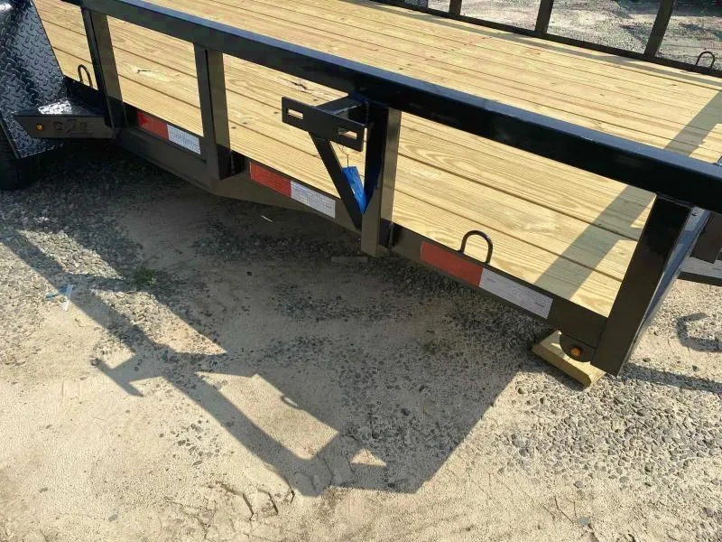 2025 Down 2 Earth 6.5x16 Tandem Axle Utility Trailer - Bonaire, GA